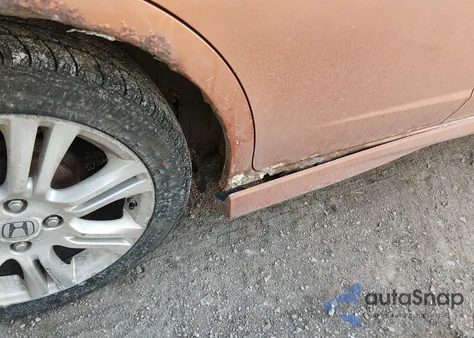 2009 Honda Fit Sport z USA, uszkodzony, nr VIN JHMGE87489S041418